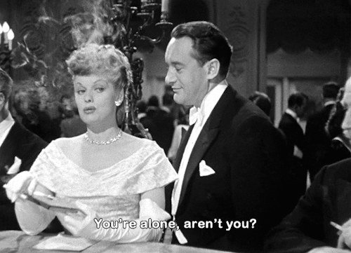 muchodemasiado - filmgifs - Lured (1947) dir. Douglas...