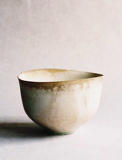 browndresswithwhitedots - White Tea Bowl by Tabuchi Taro