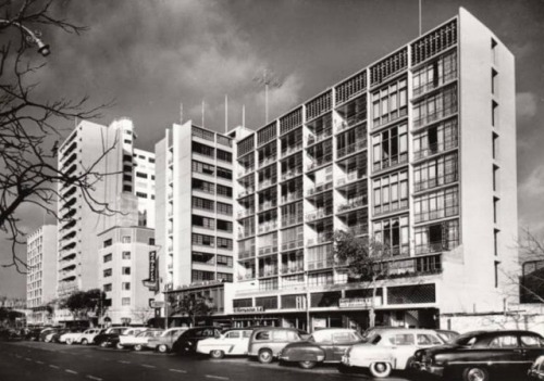 germanpostwarmodern - Ostolaza Building (1951-53) in Lima, Peru,...
