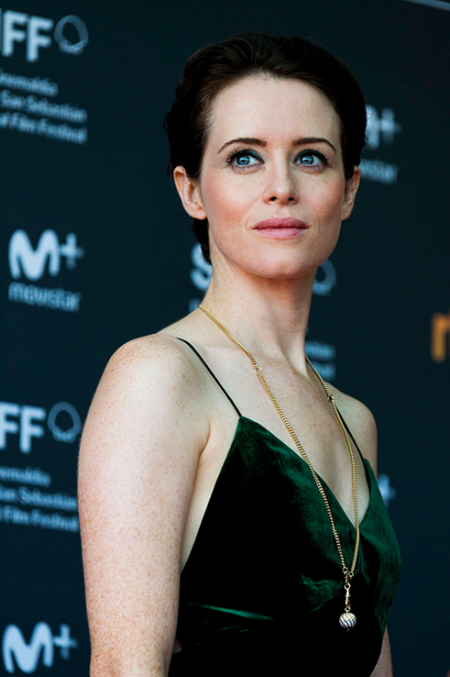 dailyfoy - Claire Foy at the “First Man” at the San Sebastian Film...