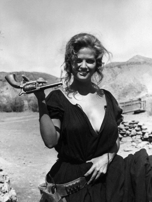 amourdesfemme - Claudia Cardinale, filming Once Upon a Time in the...
