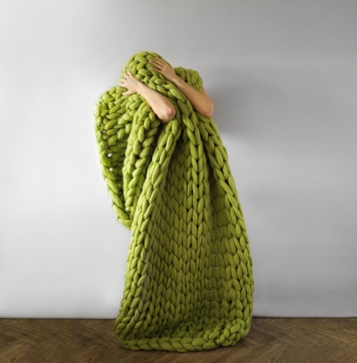 ladyinterior - Oversized Knitted Blankets, Anna Mo
