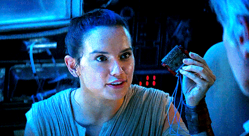 thewintersolo - Endless gifs of Rey - 5/∞