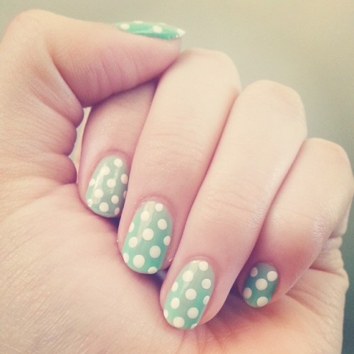 mint green nails on Tumblr