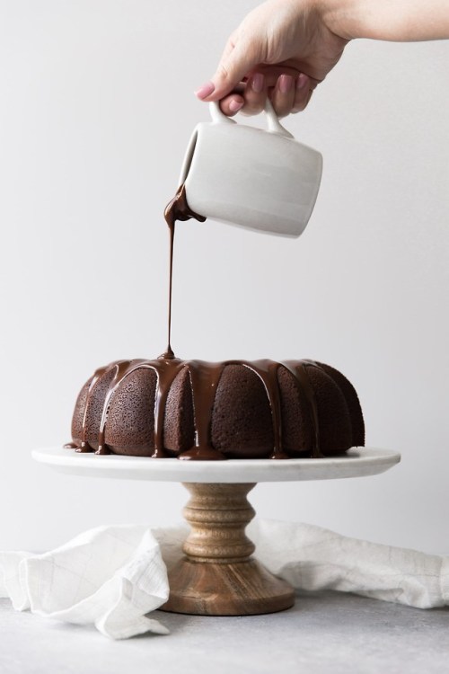 freshpalate - chocolate espresso bundt cake