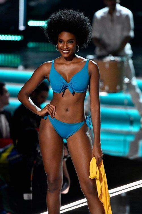 the-sweet-life-ja:CONGRATULATIONS TO OUR MISS UNIVERSEMiss...