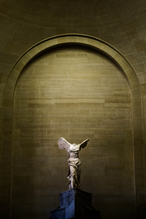 pitaparty - Nike of Samothrace, Louvre, Paris, 04.10.2015