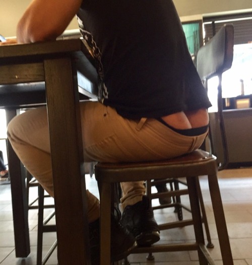 manbuttsofnyc - Good Lord! This boy put it all out on display in...