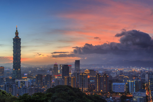 travelingcolors - Taipei | Taiwan (by Andy Lai Photography)