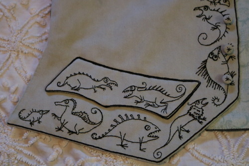 vincents-crows - I have finished my embroidered monster...