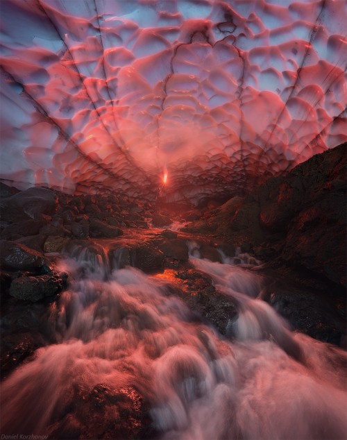 feathery-dreamer:sixpenceee:Inside an ice cave underneath...
