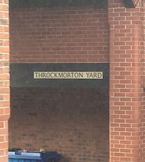 bakuraryxu - fortzancudo - me, seeing half a street sign that ends in “ockmorton yard” - if t