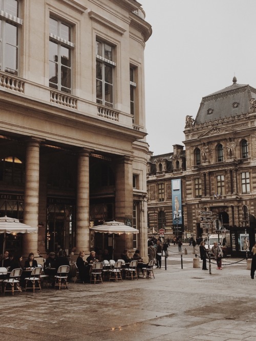 scuhllay:Opposite the Louvre, after the rainWalked to clear my...