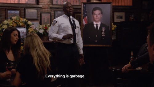 the-hero-of-ages - starwarzz - Didn’t realize he was warning us about b99