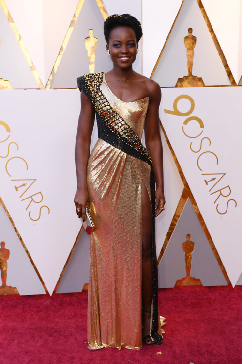 celebsofcolor - Lupita Nyong'o attends the 90th Annual Academy...