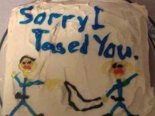 igagyou - Florida Woman Got This Apology Cake After Being...