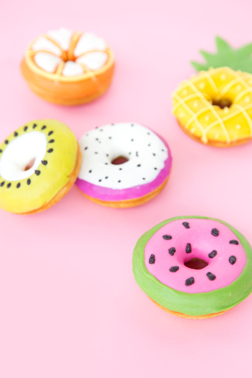 sweetoothgirl - Summer Fruit Slice Donuts