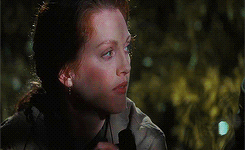 carmelasoprano - Julianne Moore in The Lost World - Jurassic Park.