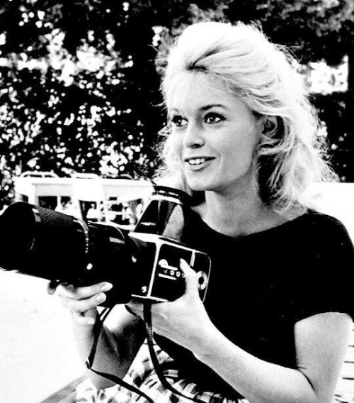 brigitte-bardot-beauty-bb - Brigitte Bardot on the set of “Come...