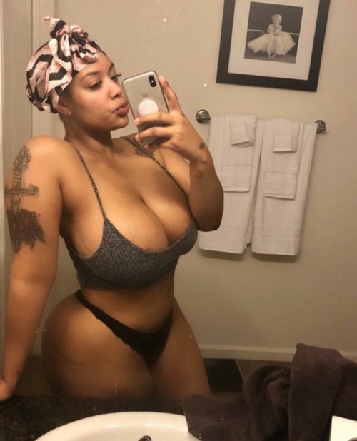 thequeenbitchmnm - 54395 - omgtitties - Topless Tuesday flood...