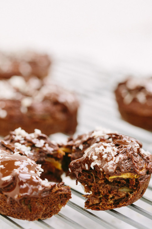 foodffs - Gluten-Free Chocolate Zucchini Noodle Donuts with...