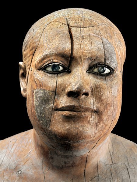 miss-dronio - museum-of-artifacts - (via Statue of the Lector...