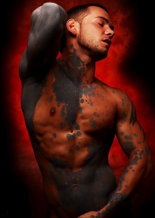 amazing-menreturn - heinzplomperg - Male Body Art!Source...