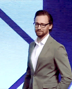 hard-on-for-hiddleston:[x]