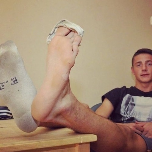 dirtycollegeboyfeet - “You think they’re ready to wash yet? had...