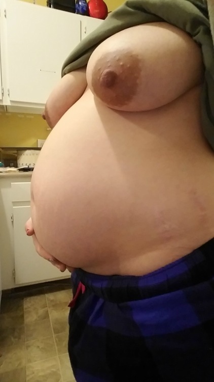 pregnant-addiction - I am pregnant and I am still horny! Do you...