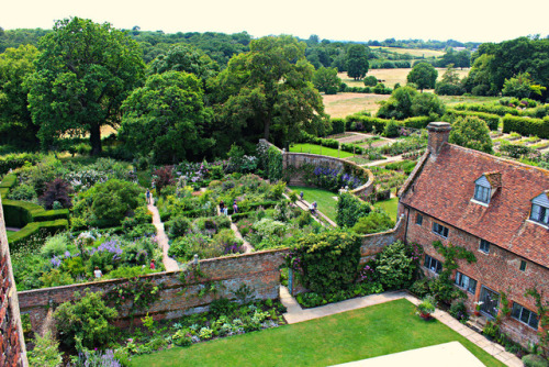 wanderthewood - Sissinghurst Castle Garden, Kent, England by...