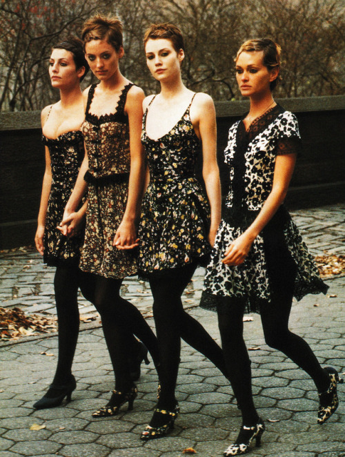 sendommager:Vogue Italia January 1994Sybil Buck, Beri Smither,...