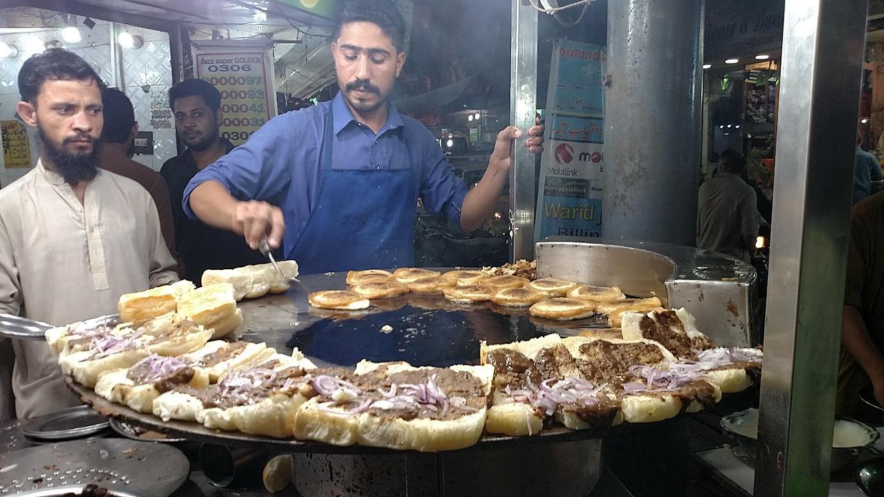 Пакистанская уличная еда