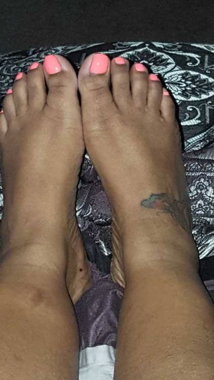 mzdelicious - One of my followers asked did I have pretty toes…...