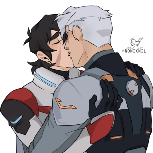 nonis - I love the Captain of Atlas and Leader of Voltron~