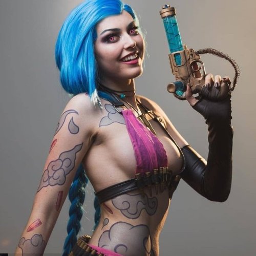 steam-and-pleasure - Jinx from League of Legends cosplay
