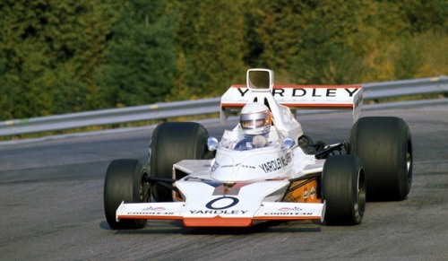 frenchcurious - Jody Scheckter (Yardley - McLaren M23 Cosworth)...