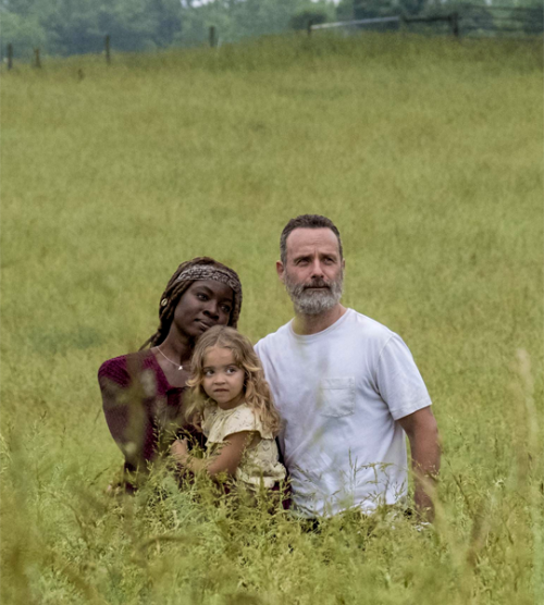 michonnegrimes - Rick, Michonne, and Judith Grimes in The Walking...