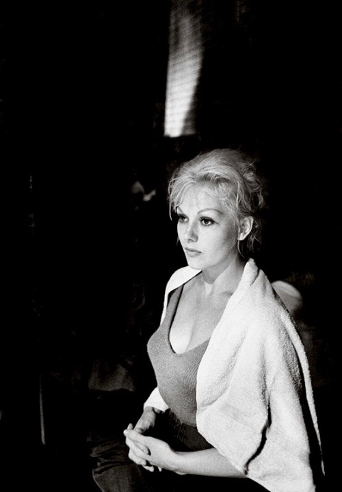 summers-in-hollywood - Kim Novak, 1961. Photograph taken by Bob...