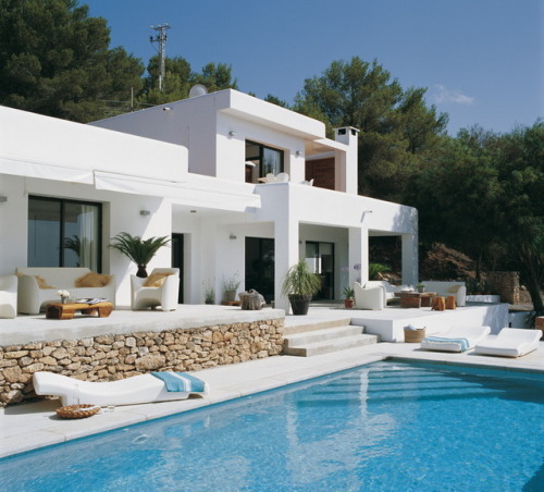 exhome - Mediterranean style home in...