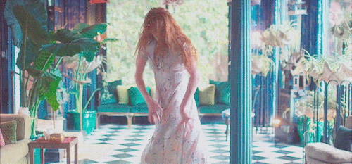 thenymreaper:thenymreaper:I like Florence and the Machine’s not so recent hit single &ldq
