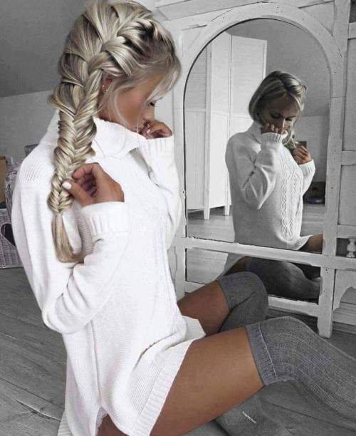 curlyallygator - Love her hair sand socks and sweater…love it...