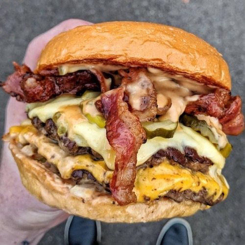 yummyfoooooood - Bacon Double Cheeseburger