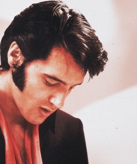 takingcare-of-business - Elvis Presley in Las Vegas, August 1,...