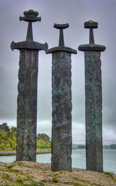 grandboute - Viking Swords at Stavanger - Swords Monument