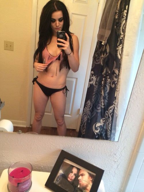 bassrx - Yet more WWE Paige nudes