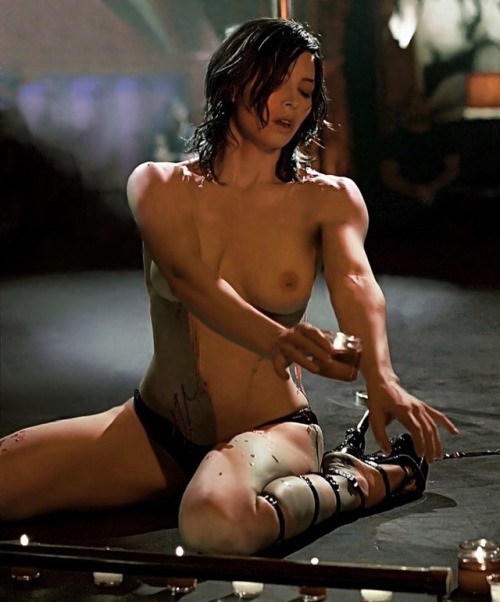 star-struck902 - Jessica_Biel_topless_and_naked_moviescene_04 by...