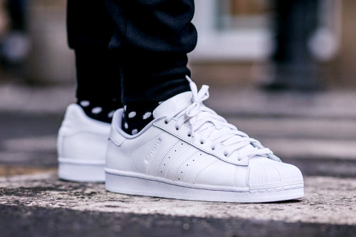 only 1 worth buying! Cheap Adidas stan smith boost vs superstar 