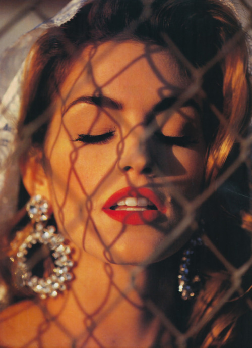 gallianoesque - Cindy Crawford in Cindy photographed by Michel...