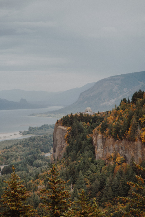 withoutroots - crown point, columbia river gorge — 30 sept
